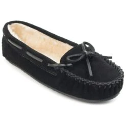 MINNETONKA Women's Cally Slippers